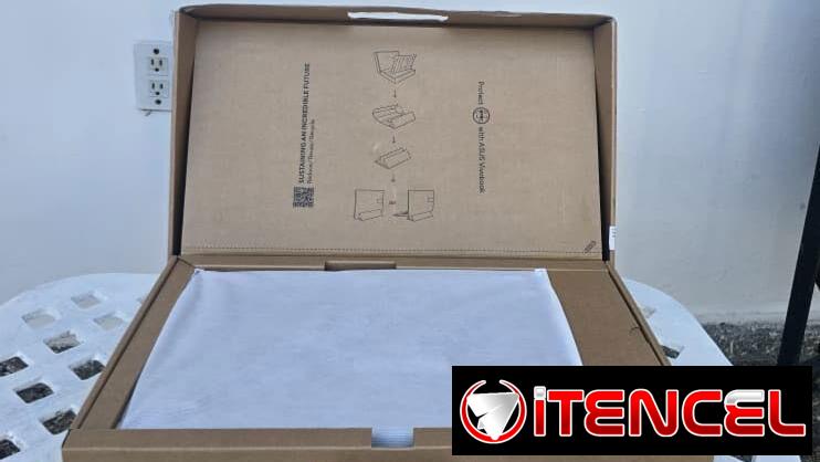 Laptop Asus VivoBook Ryzen 3 nueva en caja