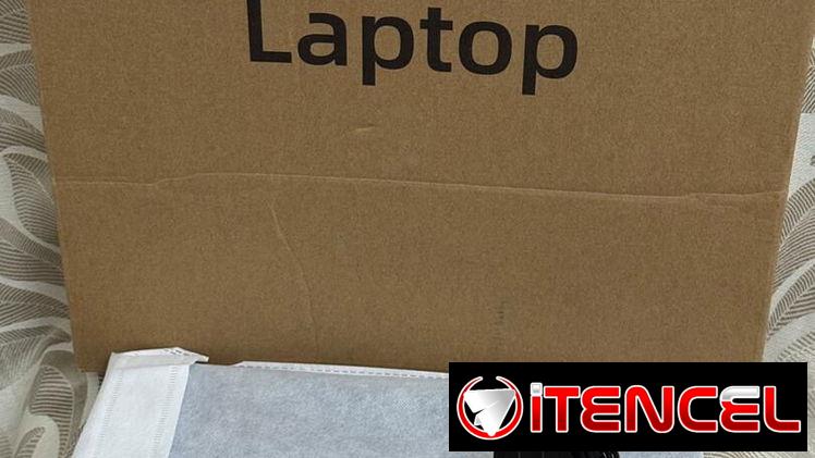 Laptop nueva en caja 20gb ram+1tb ultra M2+128gb ultra m2