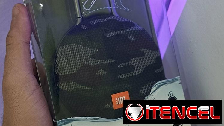 BOCINA JBL CLIP 5 NUEVA en su caja