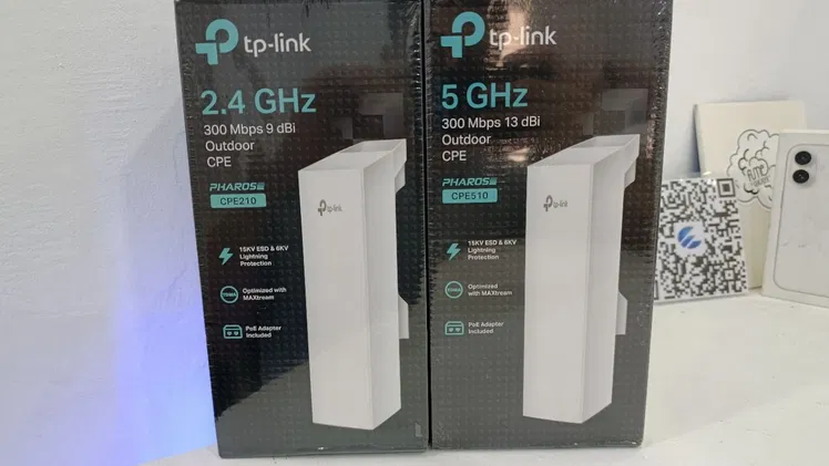 Nanos TPLINK Antena exterior de Exterior de 9dBi en 2.4GHz y de 5.0 GHz a 300Mbps