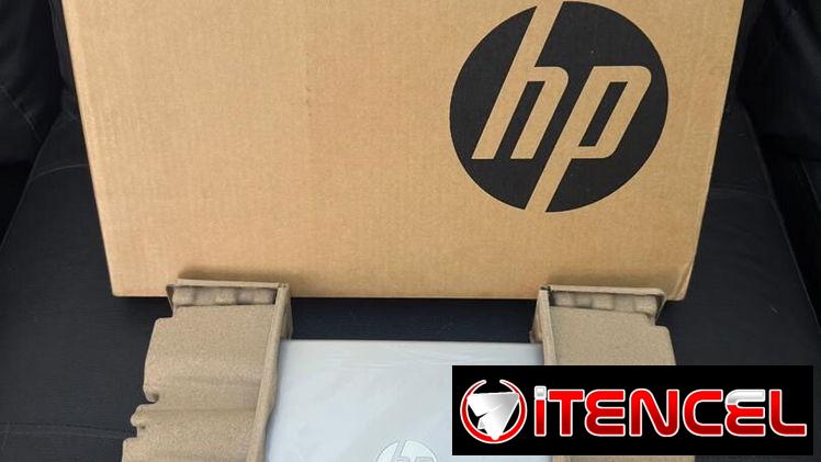 Laptop HP Ryzen 3 nueva en caja