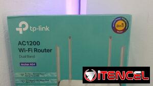 Un router archer a54 nuevo sellado en caja