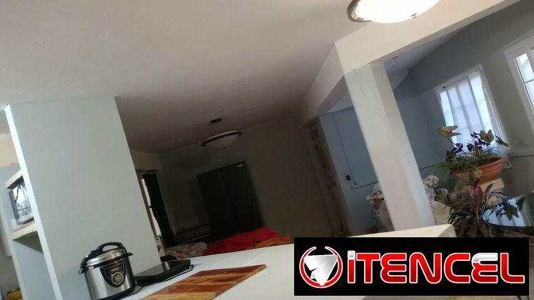 Apto Pastorita en el camilo Cienfuegos Habana del este de 3h 1piso se vende vacio