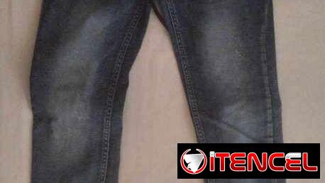 Pantalones de niñ@s unisexo a $3000 para niñ@s de 8 a 9 años