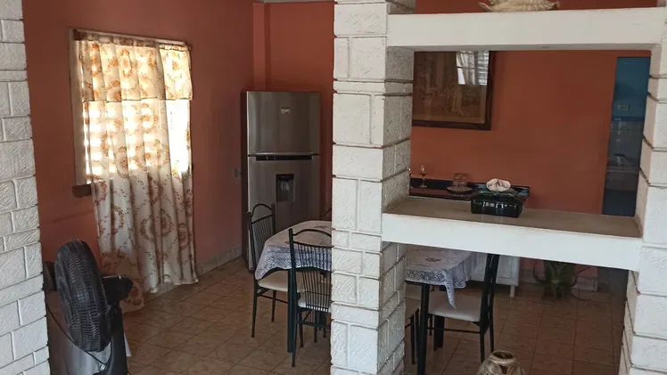 La mejor oferta 3/4 frente calle placa libre posible parqueo Playa 32mil 53582376