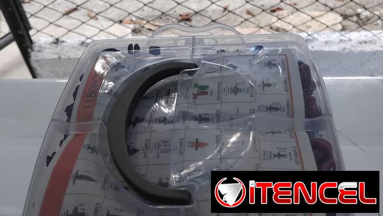 Caja de precillas plasticas para carros 1180 unidades