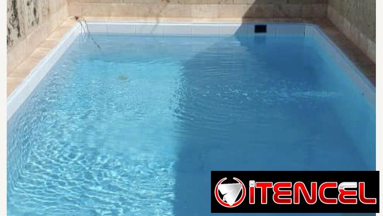 Renta de casa con piscina en Guanabo