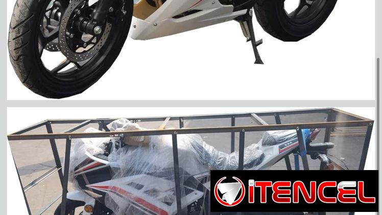 Moto x-pro 250cc nueva en su caja en Cuba tiene sus papeles de entrada aún sin chapa (porque no hay )