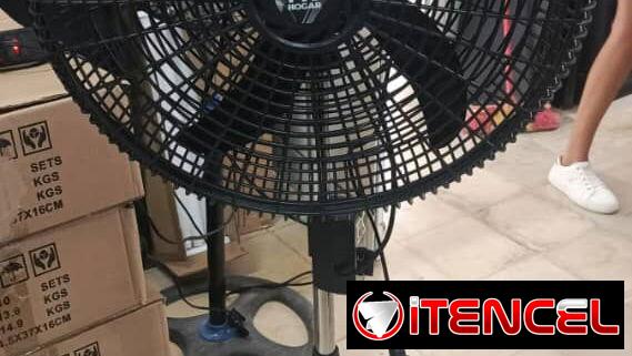 Ventilador con pedestal. Tipo ciclón.