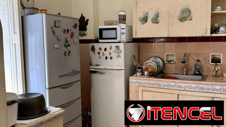 Casa a la venta en planta baja con un espacioso patio, garaje Privado a pocos metros de 13 y 68