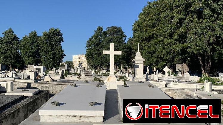 Panteón en el cementerio