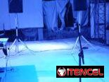 Dj con audio y pantalla