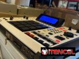 Akai MPC 2500 SE edición especial blanca con regalo HD: estuche metálico