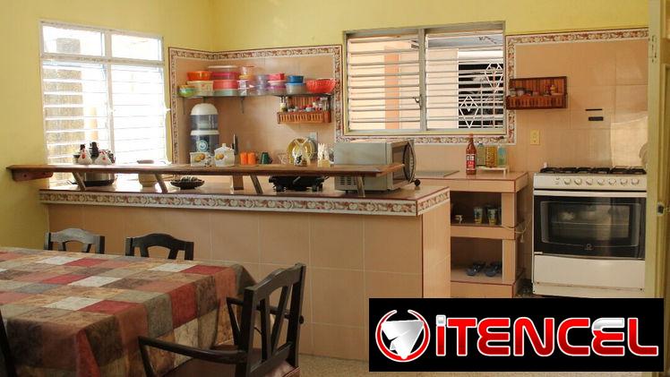 VENTA DE CASA INDEPENDIENTE DE DOS PLANTAS EN LA CIUDAD DE CANAGUEY