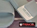 Chancletas.