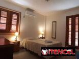 Renta apartamento de 2 cuartos Vedado corriente 24×24 ya 650usd  53582376