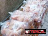 🥵 Tengo paquetes de pollo de 6 muslos 🍗 $1300 y tengo ✅ oferta de ✅ 30 paquetes en adelante a $1250  👀 no vendo por libr