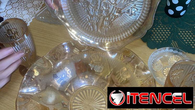 Venta de antigüedades , elefante de porcelana,cristalería antigua y muchas cosas más