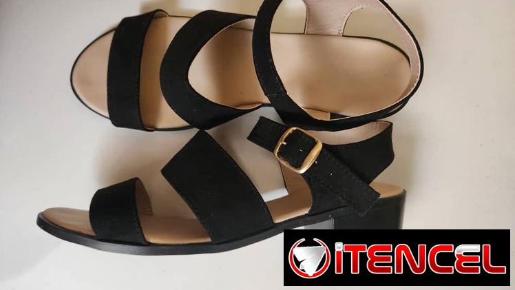 Zapatos de uso para mujer