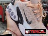 Zapatos tenis de excelente factura y calidad.