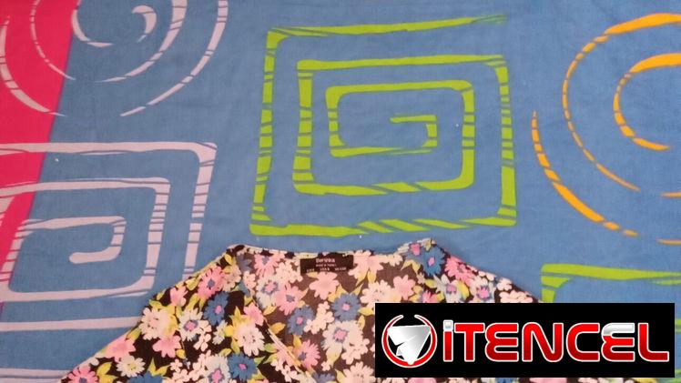 Juego Saya Shor de  flores  talla S. Marca  BERSHKA. Juego blanco  talla S . Marca Forever 21
