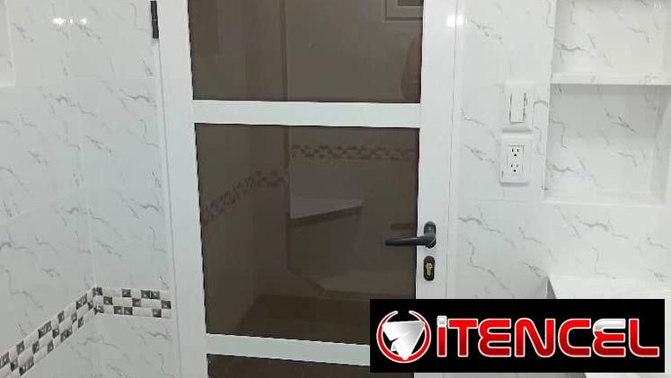 Marquetería de aluminio y cristal, Puertas , Ventanas , Bajos de meseta , Paños fijos, Mamparas de baño, Estantes , ect.