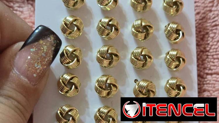 Aretes de oro laminado de 18k
