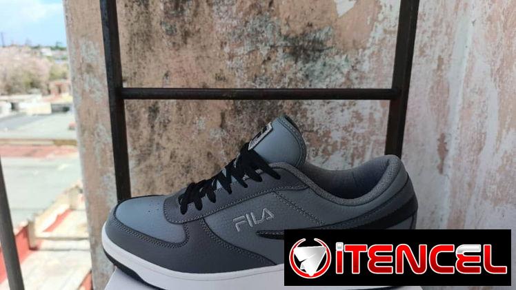 Tenis Fila originales #47