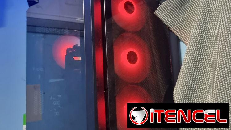 Se vende PC gamer