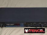 Procesador de efectos de sonido profesional Yamaha.