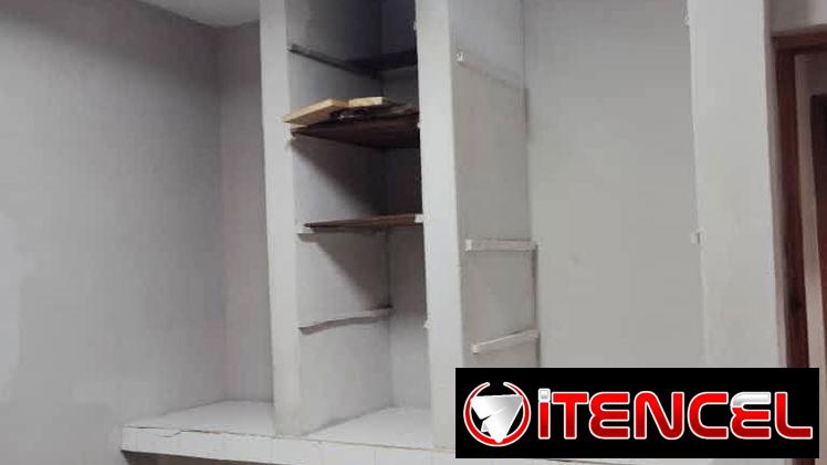 Apto en el Vedado en primer piso a pasos de 23, 12 y Línea !!!