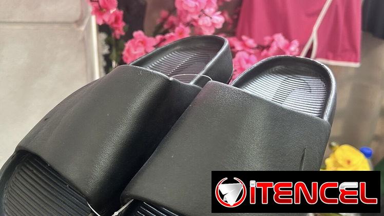 Chanclas Nike de goma