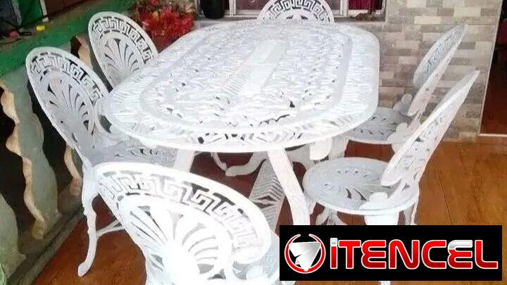Mesa de 6 sillas para exteriores 💕 entrega a domicilio sin costo adicional en toda la Habana