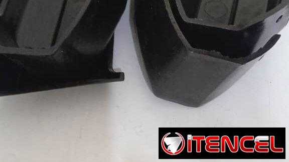 Puntas plasticas de defensas de lada 1600