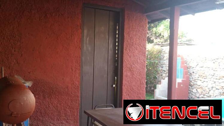 SE RENTA CASA DE 3 HABITACIONES CON SU PISCINA EN LA PLAYA DE GUANABO. 54026428