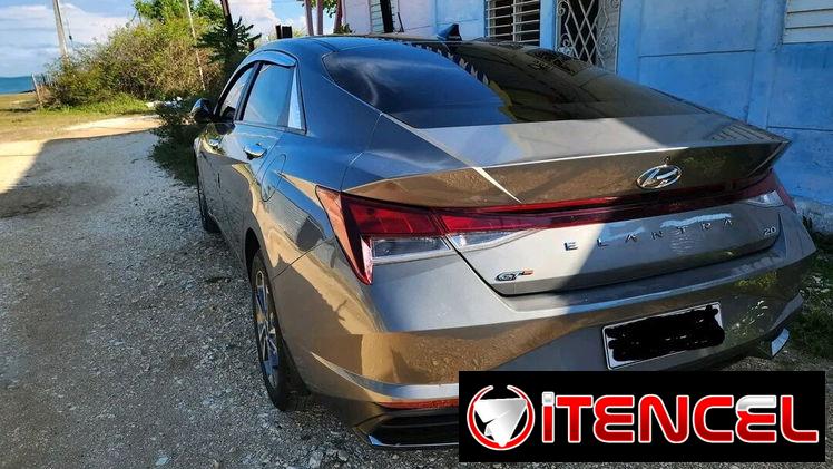 Hyundai elantra 2022