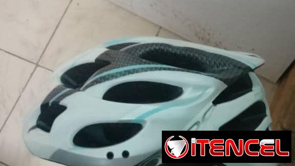 Se vende casco de bici para niños (nuevo de paquete)
