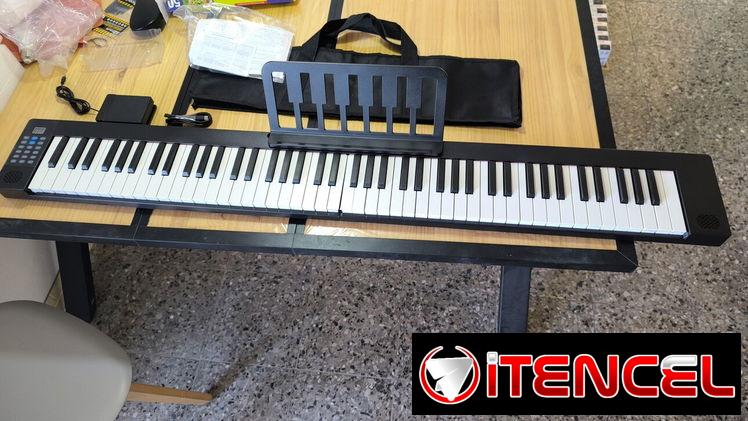 Piano digital de 88 teclas