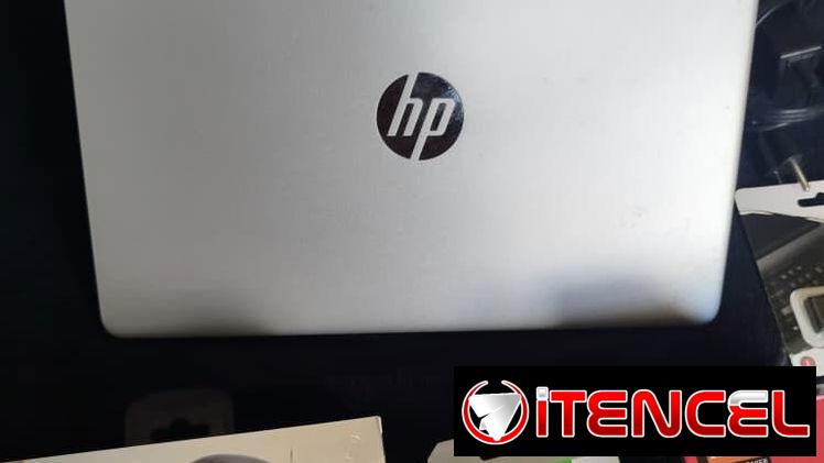 💻 Laptop HP EliteBook — Línea Profesional Premium