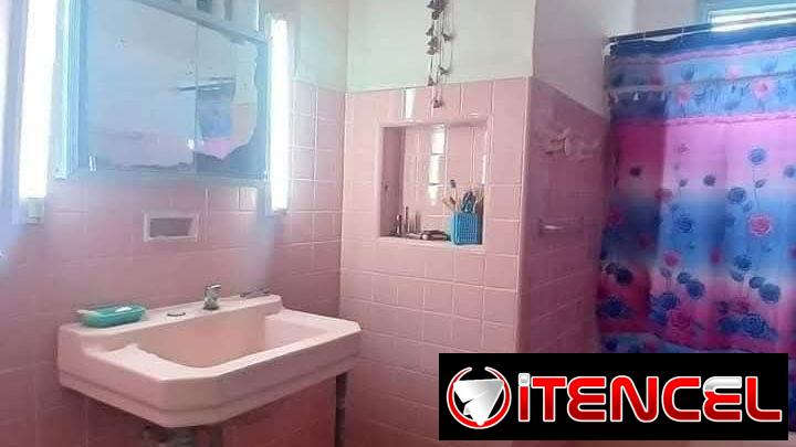 Vendo PH MIRAM GARAJ cerca Mar 5ave 5/4 muy buenas condic .55511112