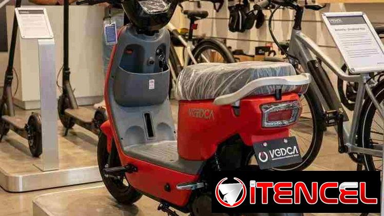 Bicimoto eléctrica VEDCA 4209 A1 el mejor modelo de su clase autonomía de 60 a 80 km colores rojo, verde, negra y azul.