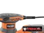 Router ridgid 120v , 5.5A más accesorios modeloR24012