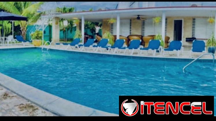 RENTA FRENTE AL MAR PLAYA BOCA CIEGA CON PISCINA GRANDE 7 HABITACIONE  CASA GRANDE MODERNA MIRE LAS FOTOS SONREALES