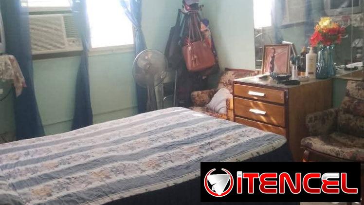 Apartamento en Alamar, en primer piso (segundo nivel).