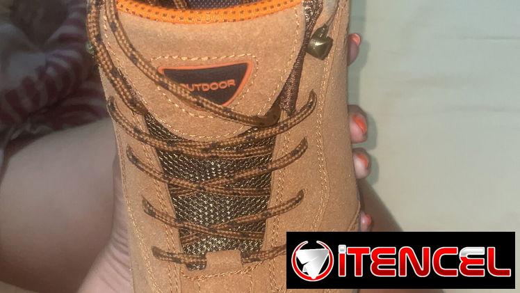 Zapatos nuevos de hombre