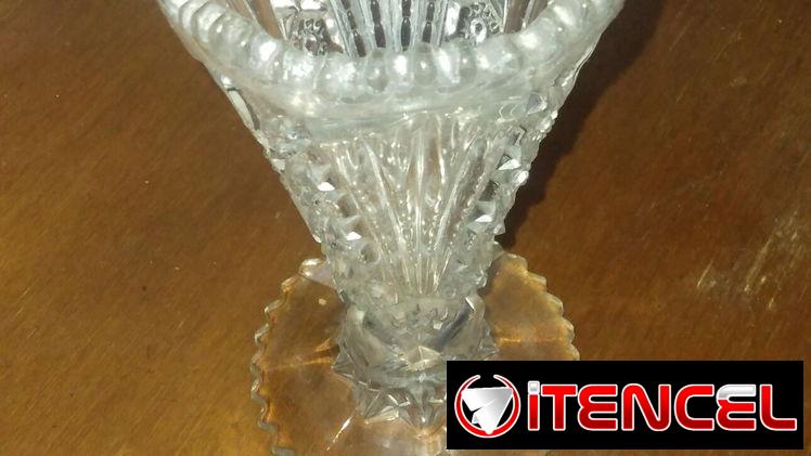 PIEZA ANTIGUA DE CRISTAL (BUCARO)