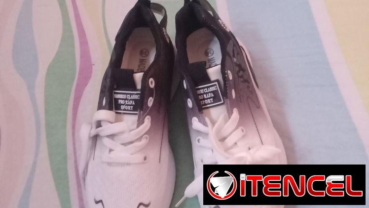 Tenis  de mujer # 36 y 37 . Puede ser  en CUP.