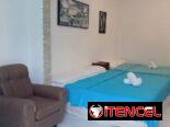 Hostal en el centro del vedado con 1400m²..con 7 habitaciones. Piscina…y mucho mas.
