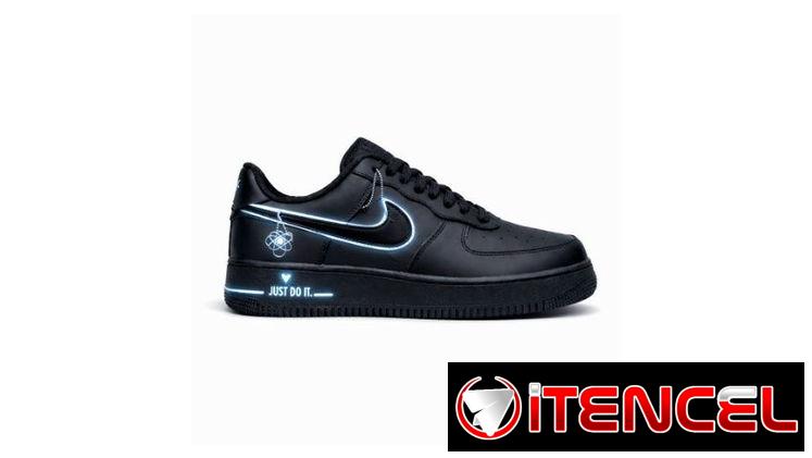 TENIS NIKE AIR JORDAN NEGROS MOON .
