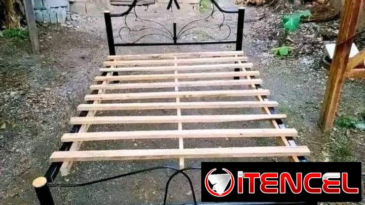 Cama de tubo
